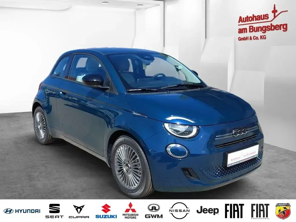 Neu Fiat 500 Icon 65 PS (47 kW) 2026 Grün Limousine