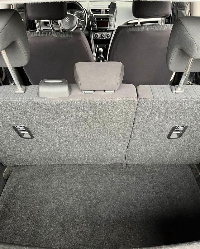 Gebraucht Suzuki Swift 89 PS (65 kW) 2014 Blau Kleinwagen