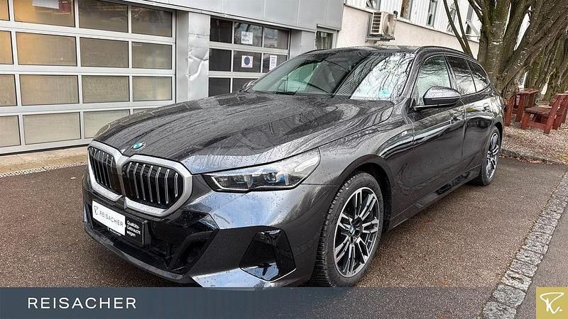 Grau Gebraucht 2025 BMW 520 M Sport Limousine | 50.849 € (Fairer Preis) - Bild 1/4