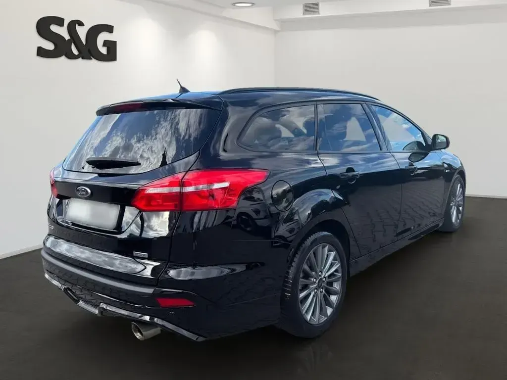 Gebraucht Ford Focus ST-Line 150 PS (110 kW) 2018 Schwarz Kombi