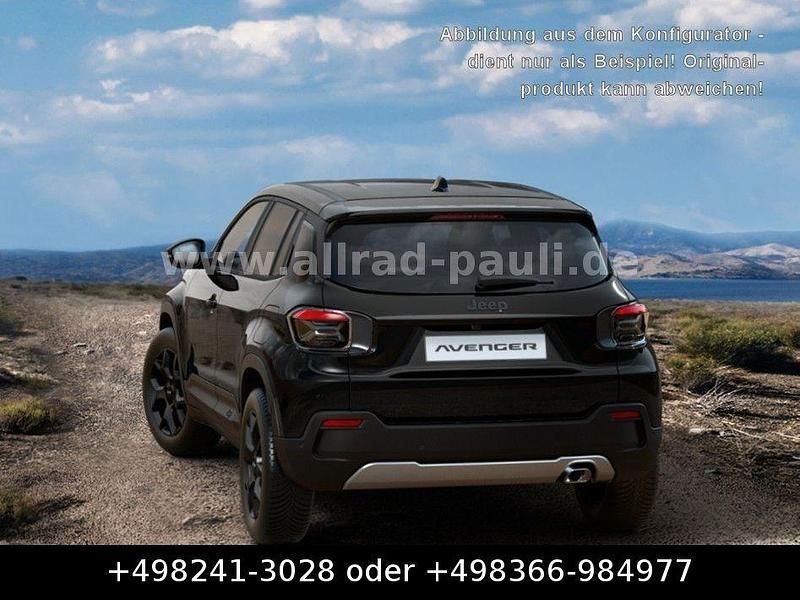 Neu Jeep Avenger 110 PS (80 kW) 2026 Schwarz SUV
