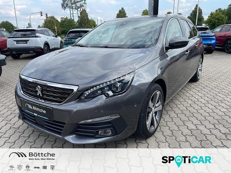 Lackierung platiniumgrau/meta Gebraucht 2020 Peugeot 308 Allure Kombi | 15.490 € (Fairer Preis) - Bild 1/4