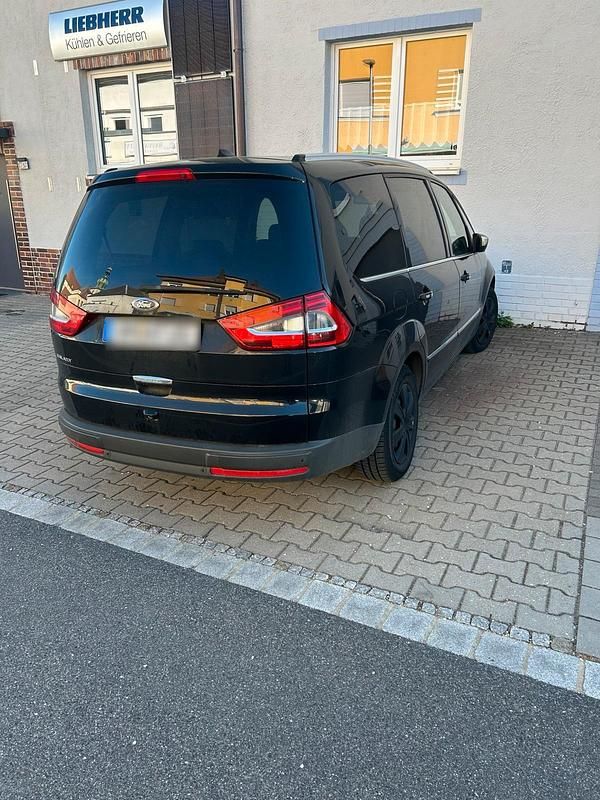 Second-hand Ford Galaxy 163 CP (119 kW) 2011 Negru Monovolum