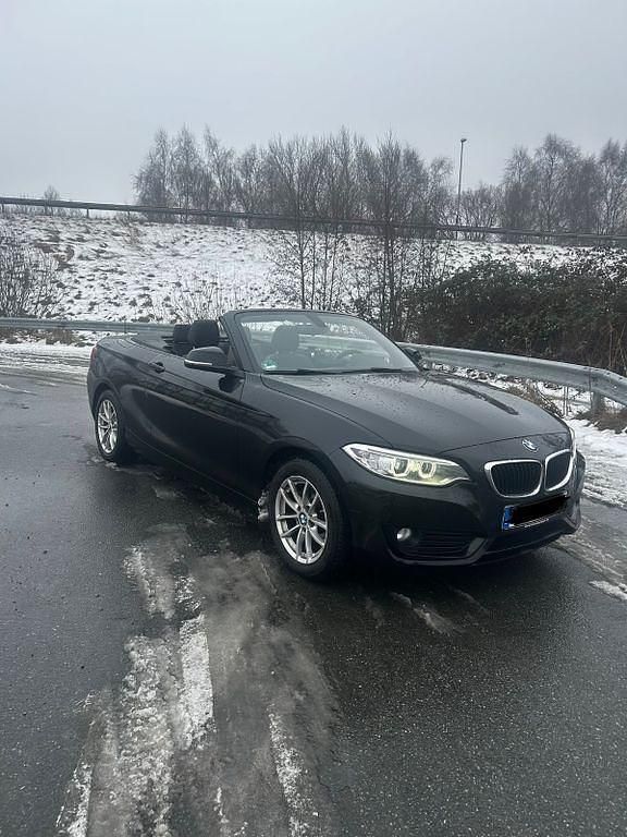 Gebraucht BMW 218 Advantage 136 PS (100 kW) 2016 Schwarz Cabrio