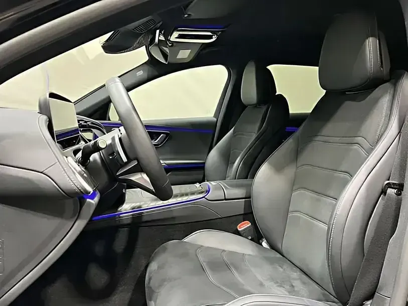 Gebraucht Mercedes E220 Advanced 197 PS (144 kW) 2025 Schwarz Limousine