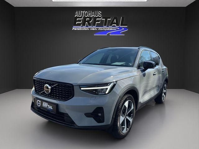 Gebraucht Volvo XC40 Plus 197 PS (144 kW) 2024 Grau SUV