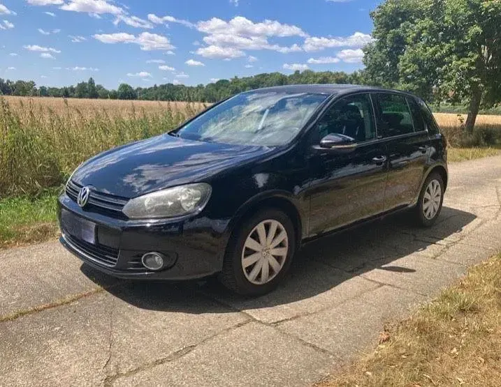 Gebraucht VW Golf VI Style 122 PS (89 kW) 2011 Schwarz Kleinwagen
