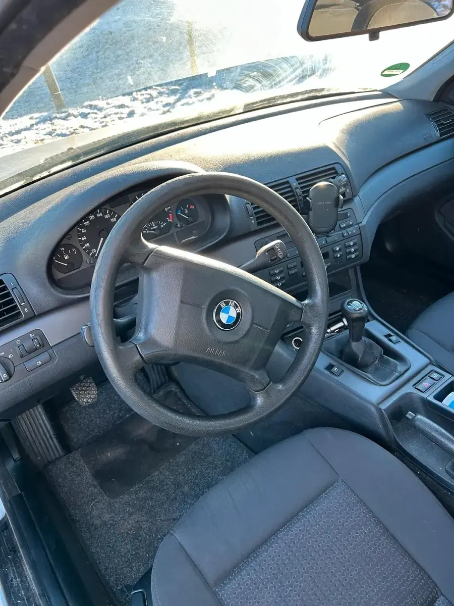 Gebraucht BMW 316 116 PS (85 kW) 2003 Silber Limousine