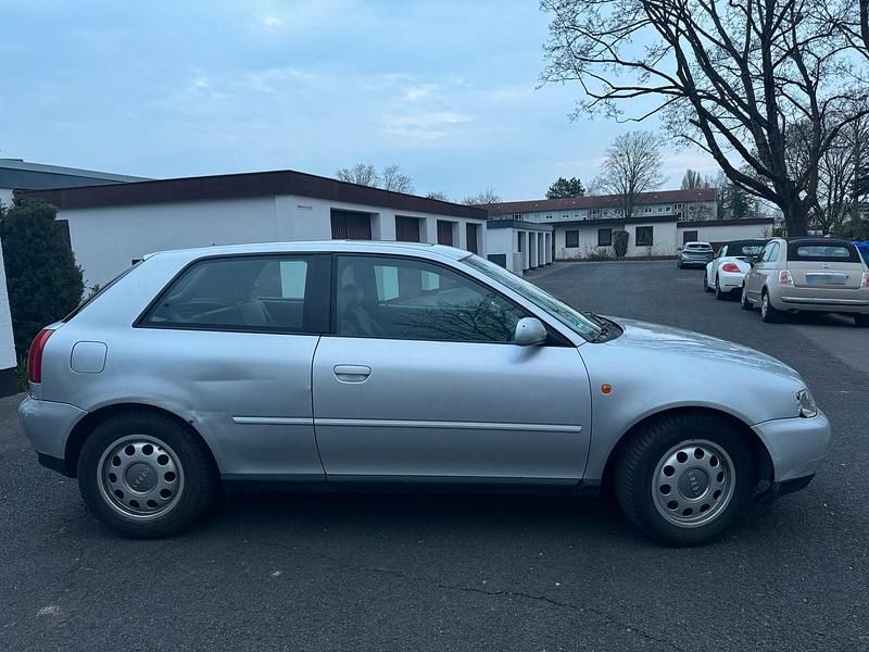 Gebraucht Audi A3 102 PS (75 kW) 2003 Silber Kleinwagen
