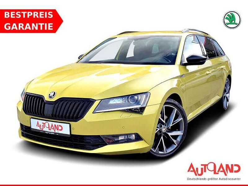 Gold Gebraucht 2017 Skoda Superb SportLine Kombi | 26.990 € (Teuer) - Bild 1/4