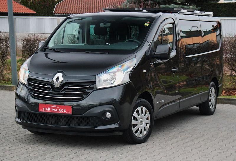Gebraucht Renault Trafic 145 PS (106 kW) 2017 Schwarz Van / Kleinbus