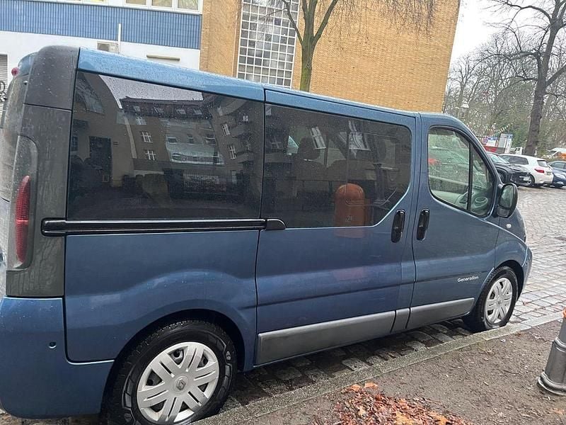 Gebraucht Renault Trafic Expression 135 PS (99 kW) 2004 Blau Van / Kleinbus