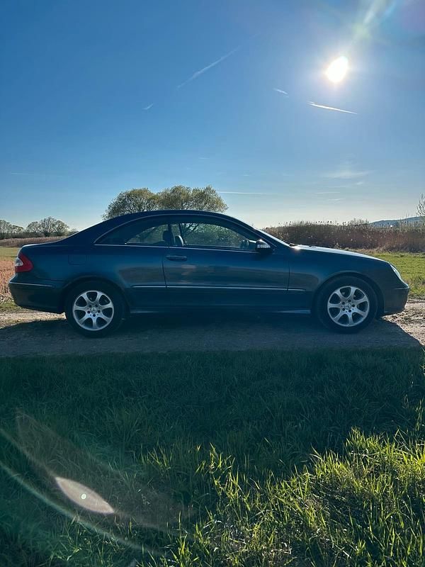 Gebraucht Mercedes CLK200 164 PS (120 kW) 2004 Blau Coupé