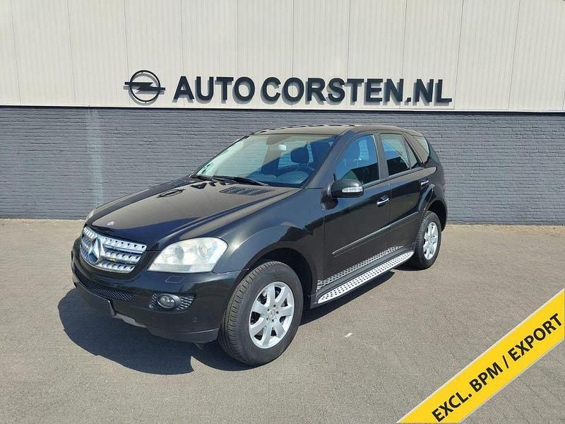 Schwarz Gebraucht 2007 Mercedes ML320 SUV | 4.940 € (Superpreis) - Bild 1/4