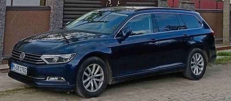 Blau Gebraucht 2015 VW Passat Comfortline Kombi | 8.999 € (Fairer Preis) - Bild 1/1