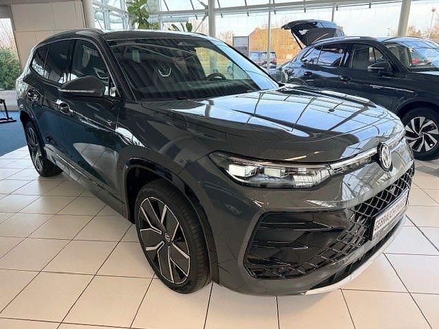 Neu VW Tayron R-line 193 PS (141 kW) 2025 Grau SUV