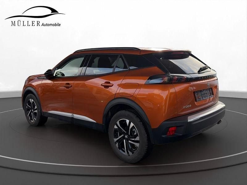 Gebraucht Peugeot 2008 Allure 131 PS (96 kW) 2023 Orange SUV
