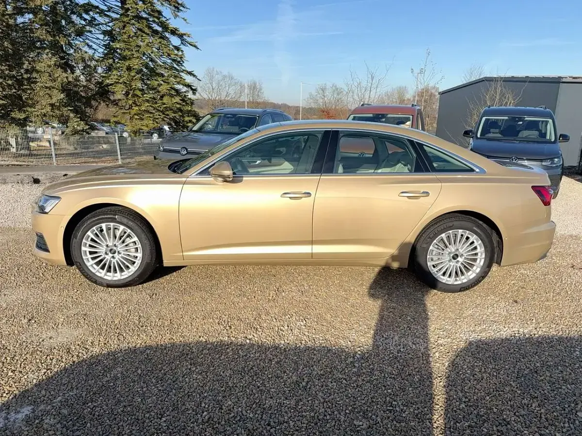 Gebraucht Audi A6 Ambiente 245 PS (180 kW) 2021 Individuallackierungen audi exclusive Limousine