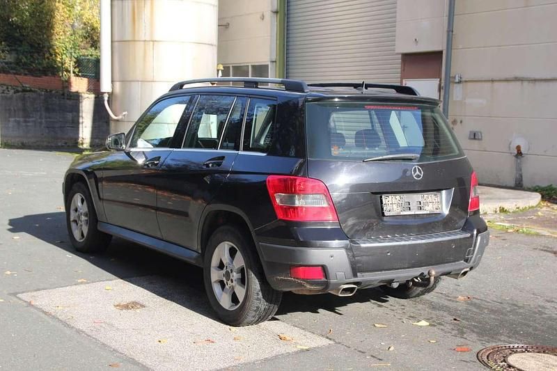 Gebraucht Mercedes GLK320 224 PS (164 kW) 2008 Obsidianschwarz  metalliclack SUV