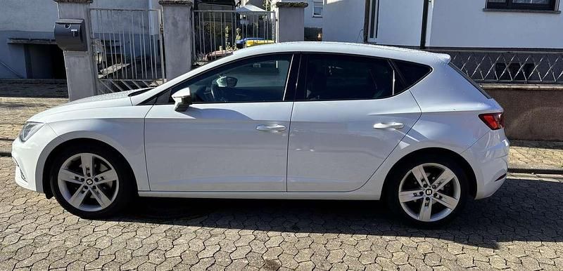 Gebraucht Seat Leon FR 190 PS (139 kW) 2018 Weiß Kleinwagen