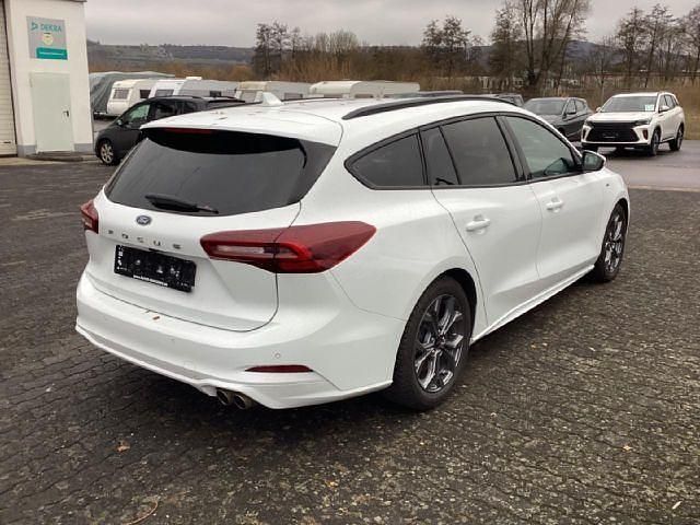 Gebraucht Ford Focus ST-Line 155 PS (114 kW) 2024 Frostweiß Kombi