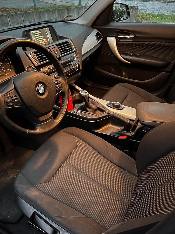 Gebraucht BMW 118 136 PS (100 kW) 2017 Schwarz Kleinwagen