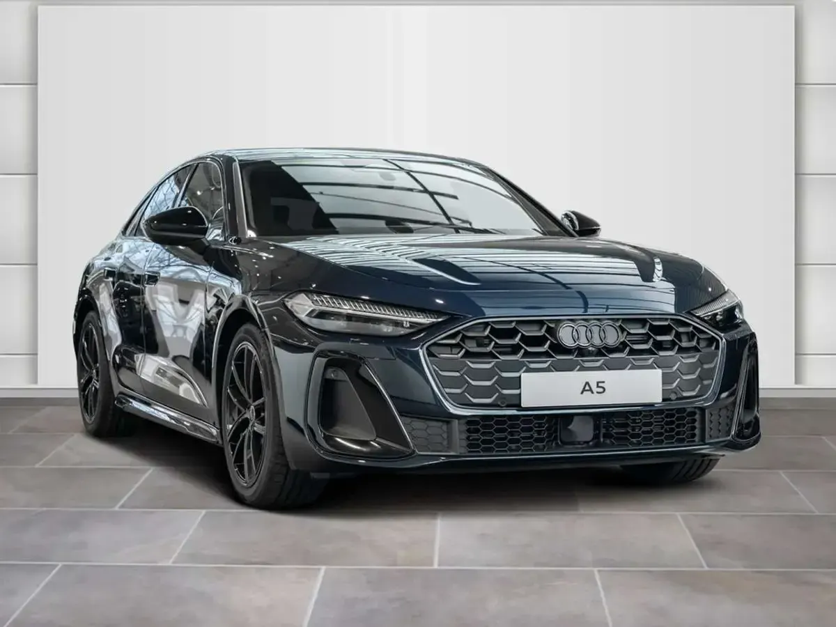 Gebraucht Audi A5 S-Line 204 PS (150 kW) 2026 Blau Limousine