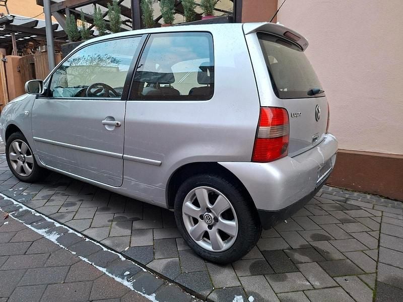 Gebraucht VW Lupo 50 PS (36 kW) 2003 Silber Kleinwagen