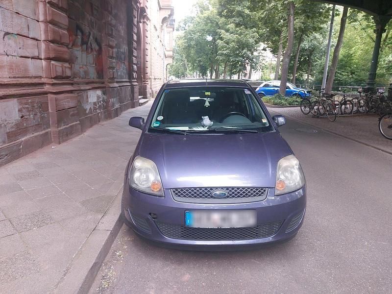 Violet Gebraucht 2008 Ford Fiesta Kleinwagen | 1.000 € (Guter Preis) - Bild 1/4