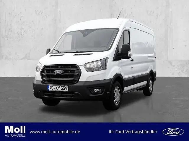 Weiss Gebraucht 2024 Ford Transit Trend Van | 33.480 € (Etwas zu teuer) - Bild 1/4