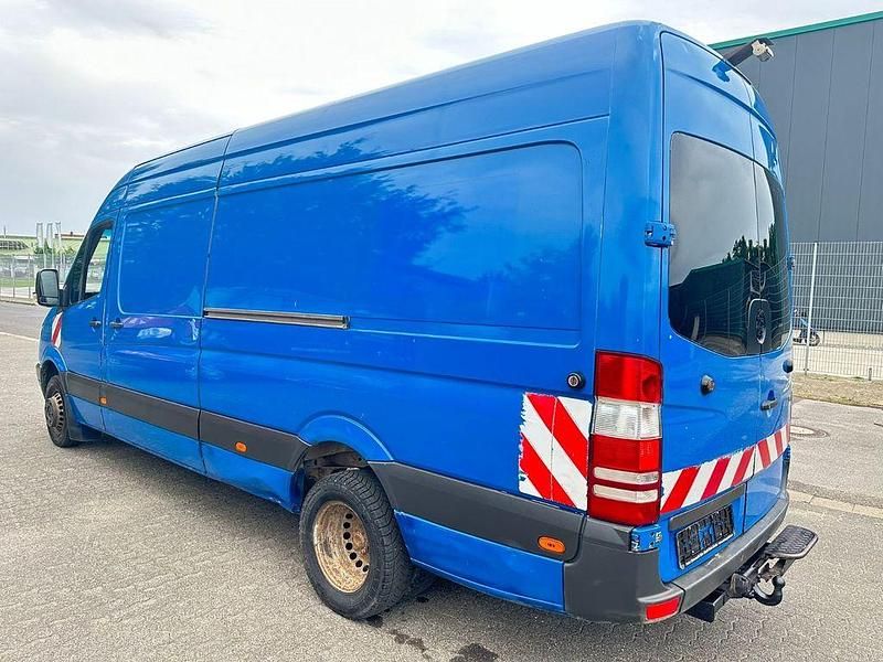 Usado Mercedes Sprinter 190 HP (139 kW) 2013 Azul Van