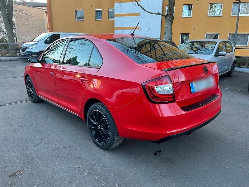 Gebraucht Skoda Rapid Monte Carlo 125 PS (91 kW) 2018 Rot Limousine