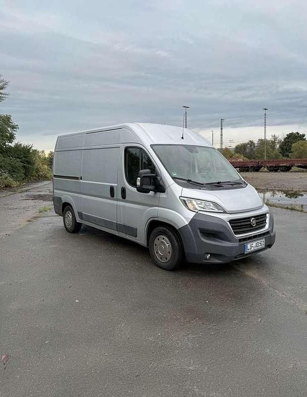 Grau Gebraucht 2016 Fiat Ducato Van | 11.000 € (Superpreis) - Bild 1/4