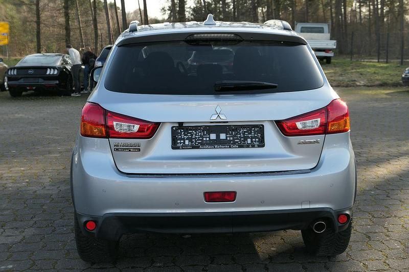 Gebraucht Mitsubishi ASX Diamant Edition 117 PS (86 kW) 2017 Silber SUV