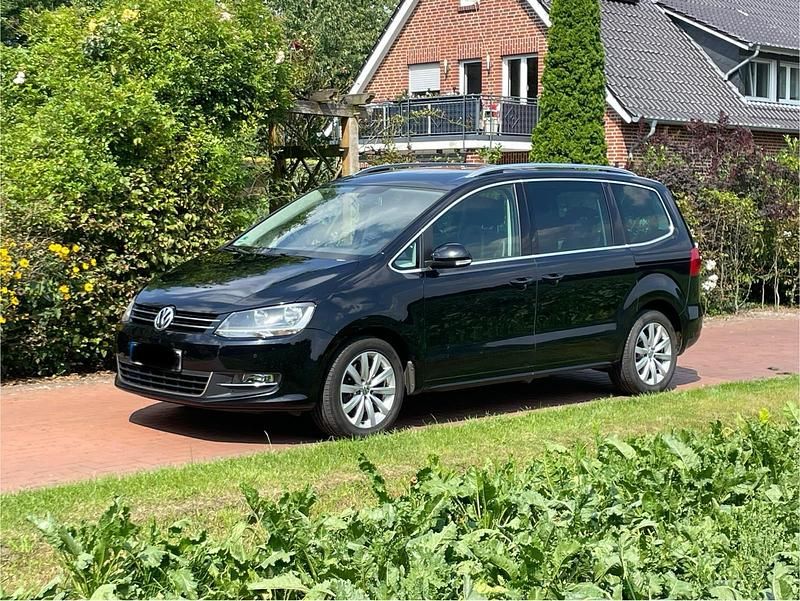 Schwarz Gebraucht 2013 VW Sharan Van / Kleinbus | 9.999 € (Guter Preis) - Bild 1/4