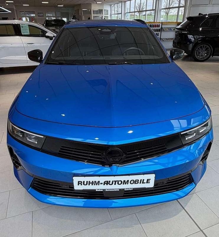 Gebraucht Opel Astra 131 PS (96 kW) 2024 Blau Kombi