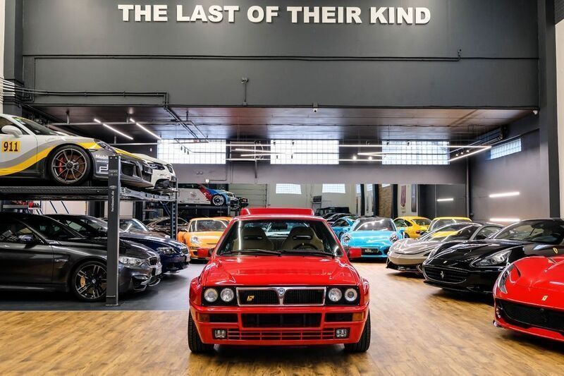 Gebraucht Lancia Delta 215 PS (158 kW) 1994 Rot Kleinwagen