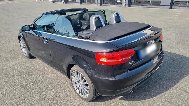 Gebraucht Audi A3 Cabriolet Ambition 140 PS (102 kW) 2011 Schwarz Cabrio