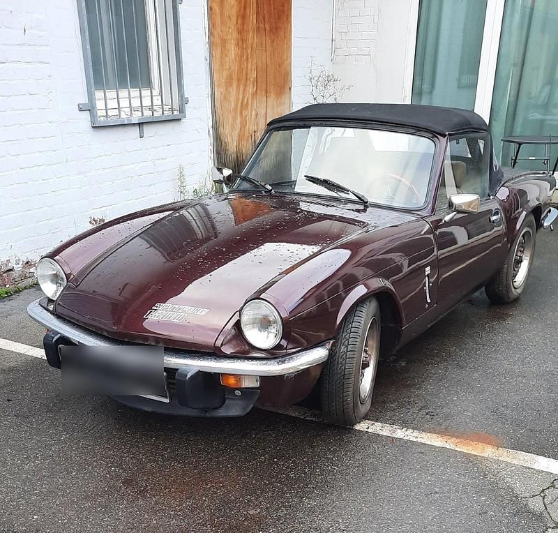 Braun Gebraucht 1981 Triumph Spitfire Cabrio | 9.200 € - Bild 1/4