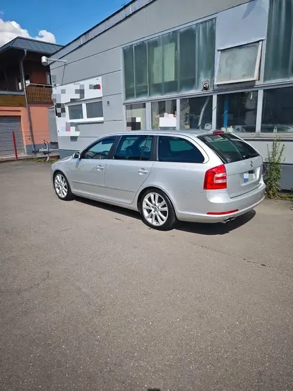 Gebraucht Skoda Octavia RS 200 PS (147 kW) 2007 Silber Kombi