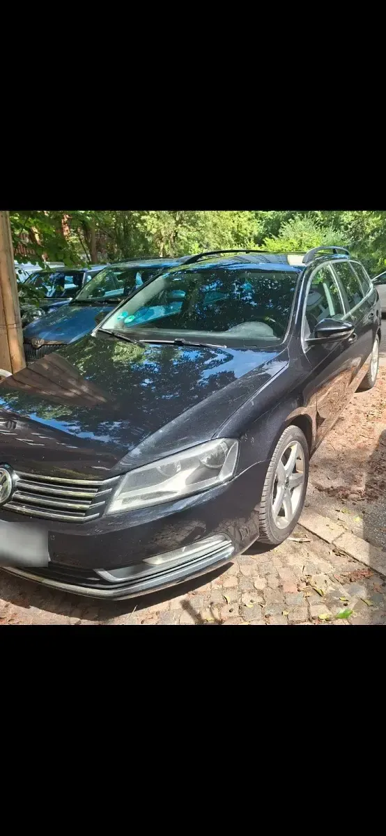 Gebraucht VW Passat 140 PS (102 kW) 2011 Schwarz Limousine