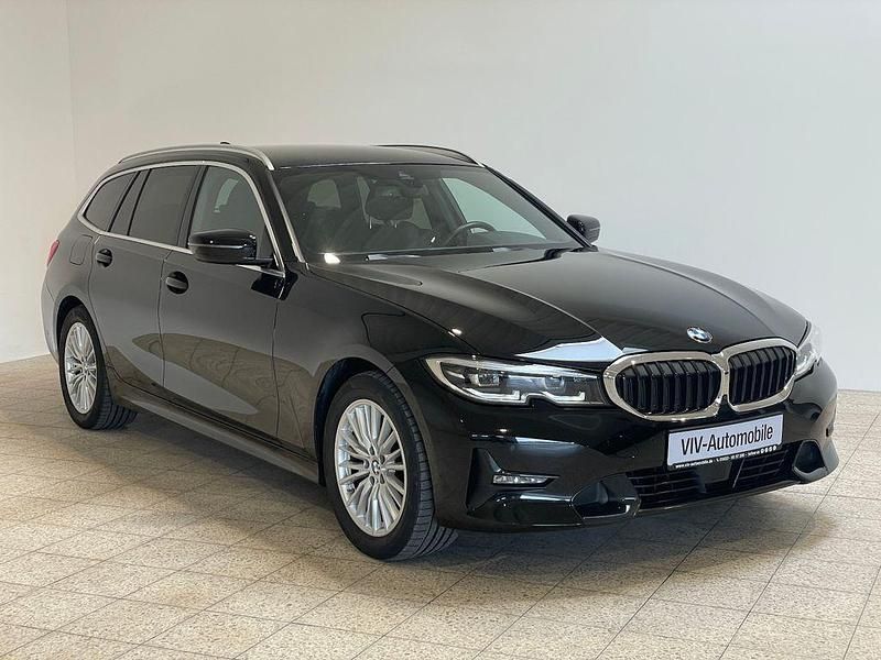 Gebraucht BMW 320 Sport Line 190 PS (139 kW) 2021 Schwarz Kombi