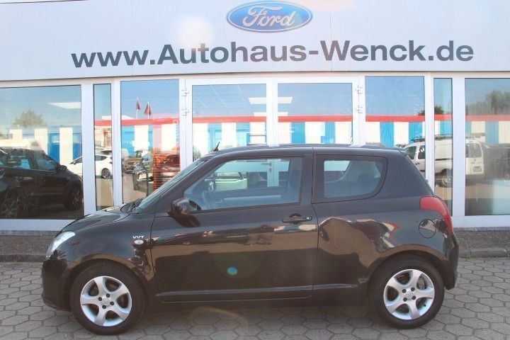 Schwarz Gebraucht 2006 Suzuki Swift Kleinwagen | 4.470 € (Etwas zu teuer) - Bild 1/4