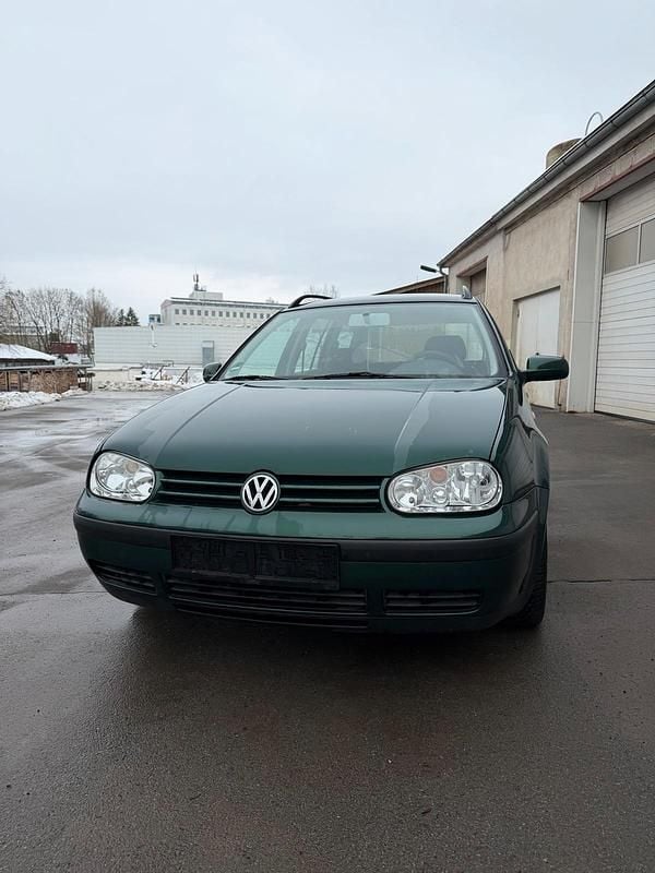 Gebraucht VW Golf IV 101 PS (74 kW) 2001 Grün Kombi