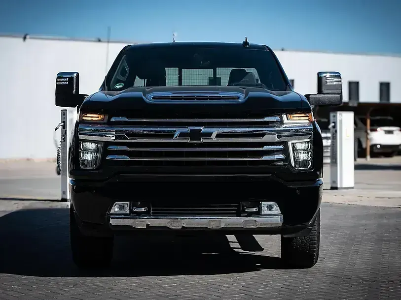 Gebraucht Chevrolet Silverado 407 PS (299 kW) 2022 Schwarz SUV