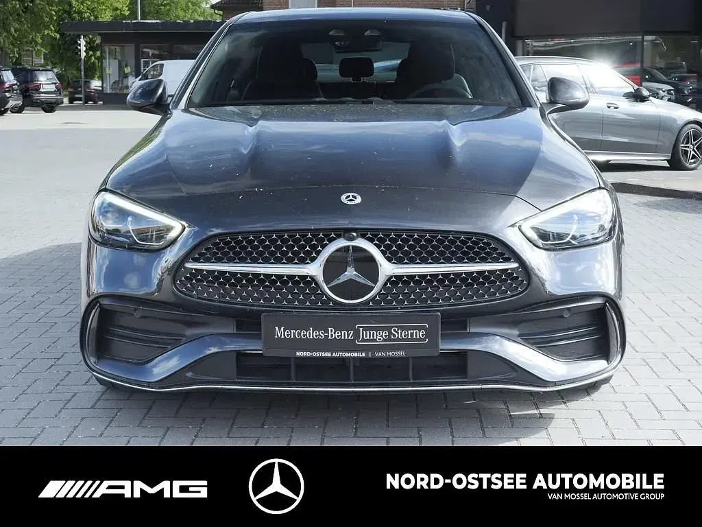 Gebraucht Mercedes C300 AMG 265 PS (194 kW) 2025 Graphitgrau metallic Limousine