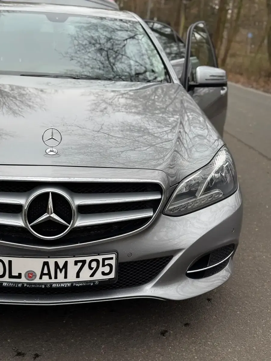Second-hand Mercedes E250 150 CP (110 kW) 2013 Gri Berlinǎ