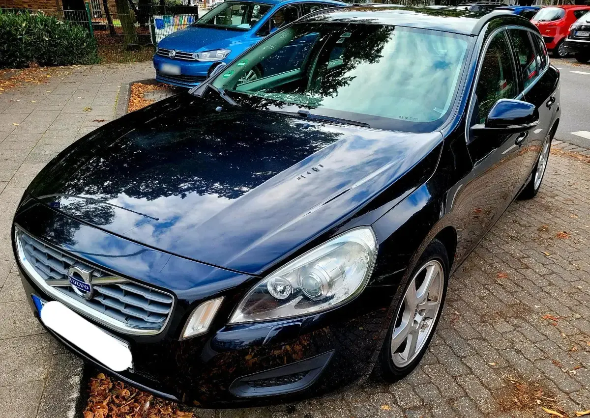 Gebraucht Volvo V60 163 PS (119 kW) 2013 Kombi
