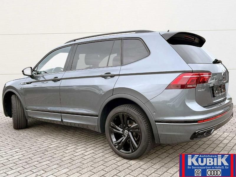 Gebraucht VW Tiguan Allspace Style 200 PS (147 kW) 2022 Grau SUV