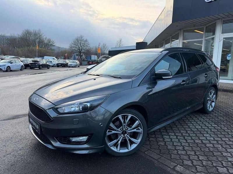 Gebraucht Ford Focus ST-Line 182 PS (133 kW) 2018 Grau Kombi